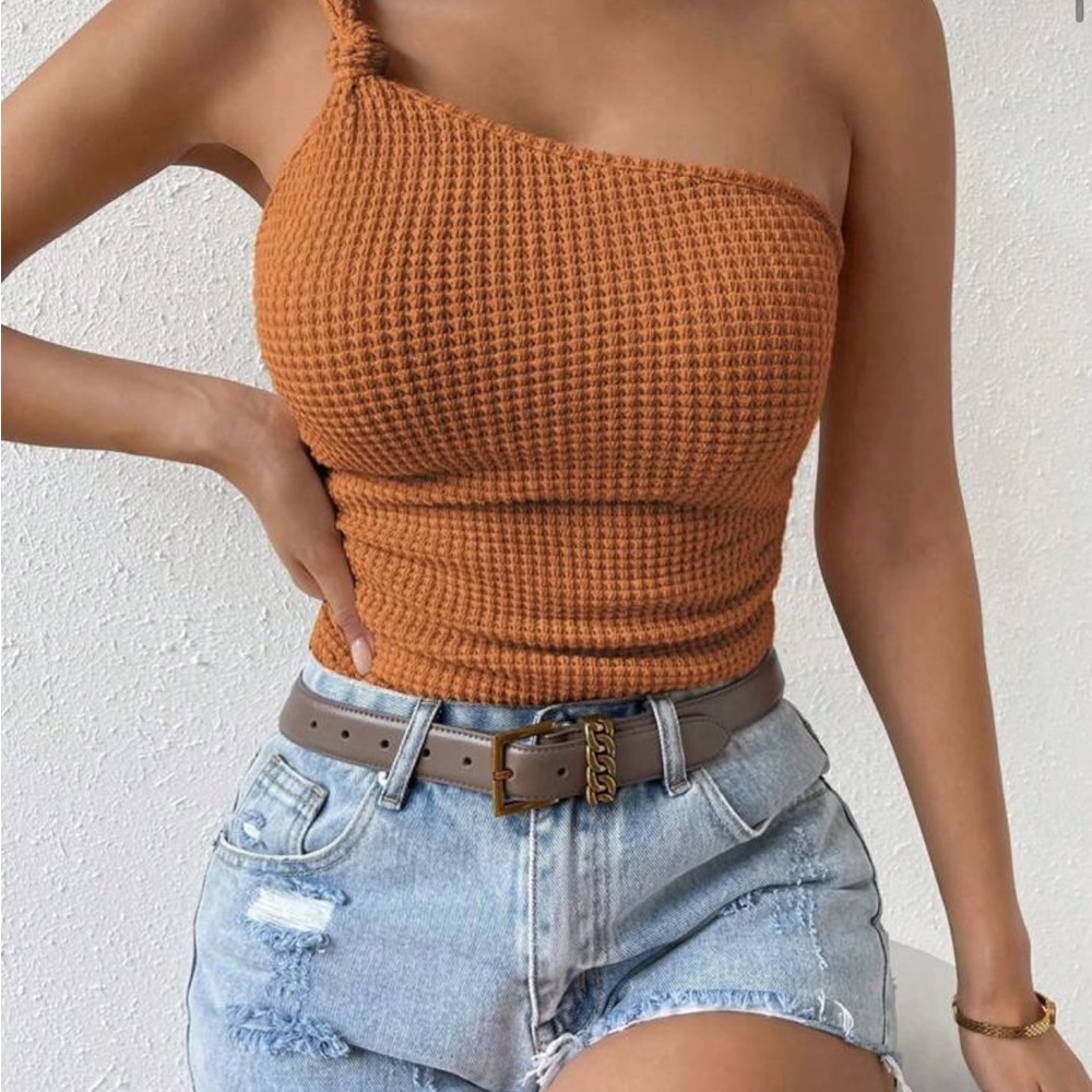One-Shoulder Knit Top in Orange